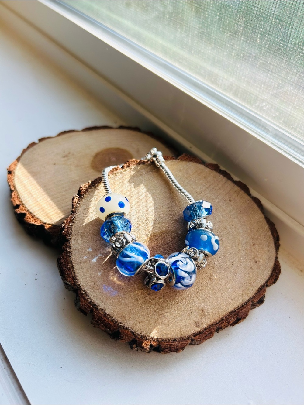 Blue & White Beaded Charm Bracelet | Glass Bead Bracelet | Coastal Jewelry - Picture 3 of 8
